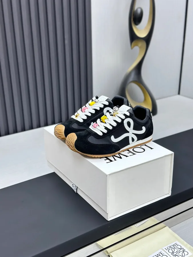 Loewe Flow Runner Sneaker Black White loongbuy spreadsheet finds find